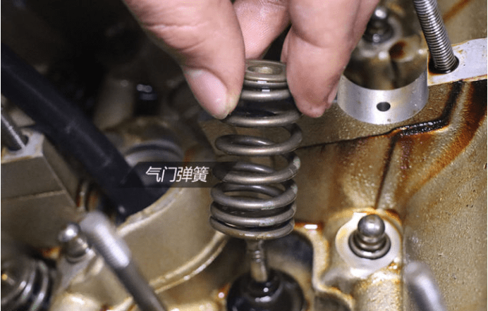 燒機(jī)油不可怕 發(fā)動(dòng)機(jī)燒機(jī)油解決方案(下)